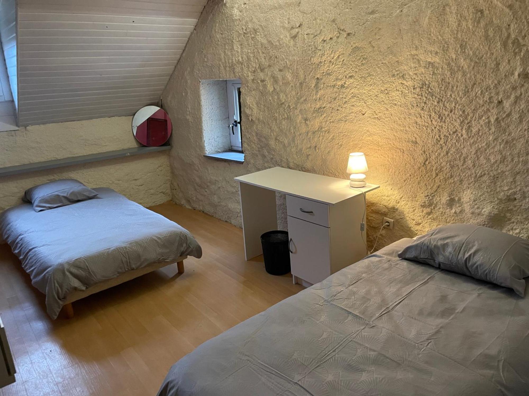 Gite De La Haure, Lourdes Lezignan Exteriör bild